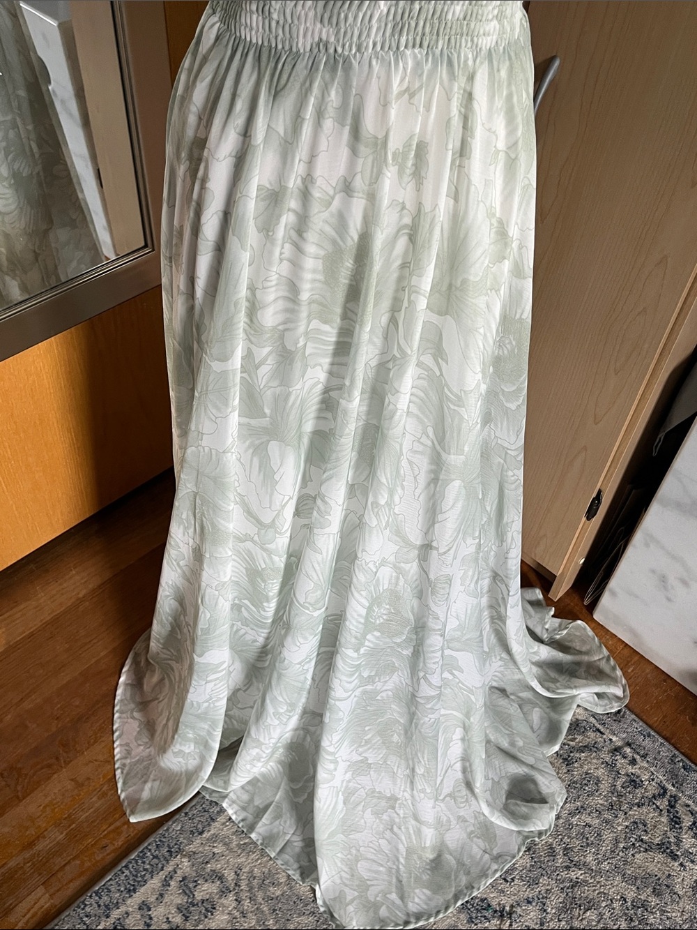 Baltic Born Sienna Light Sage Floral Maxi Dress with Smocked Waist size M NWT - Picture 5 of 17